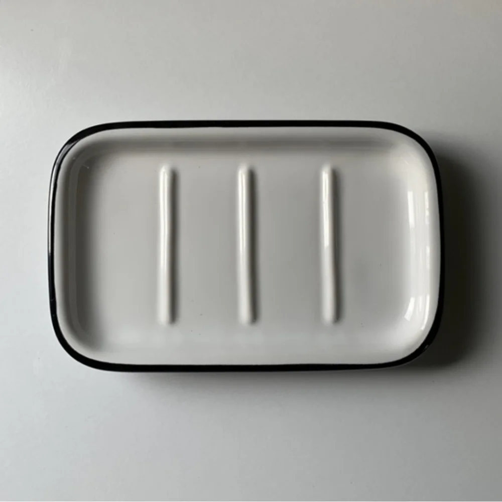 Hearth And Hand White Glazed Stonware Soap Dish with Black Trim